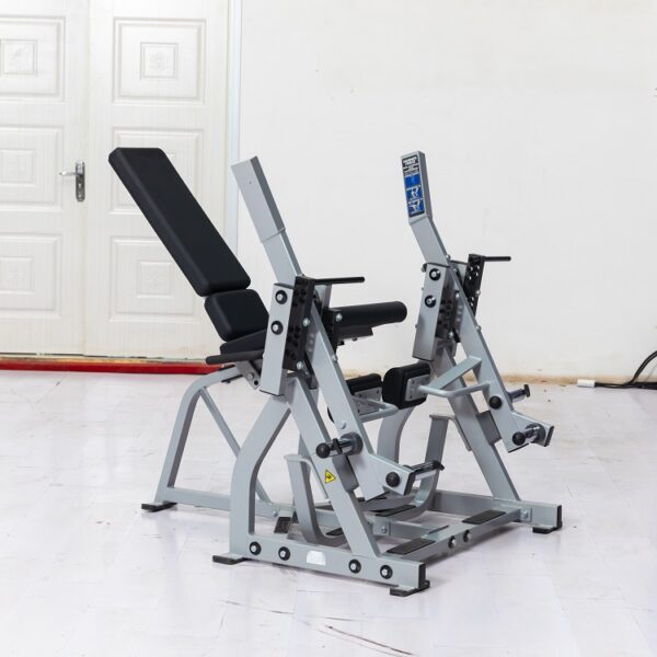 HM18   Seated Leg Extension - Image 4